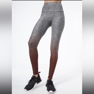 Beyond yoga - NWT - high waist ombre leggings - size S